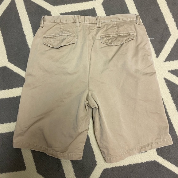 GAP Khaki Shorts Vintage Chino Shorts Size 33 Waist - Picture 4 of 8